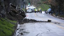 01-12-2017-laurel-canyon-landslide-2