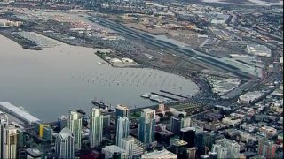 San-Diego-Airport-Bay-Lindbergh-Field-2018