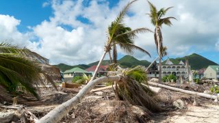 shutterstock_769015465_huracanes_hurricane_TLMD 2