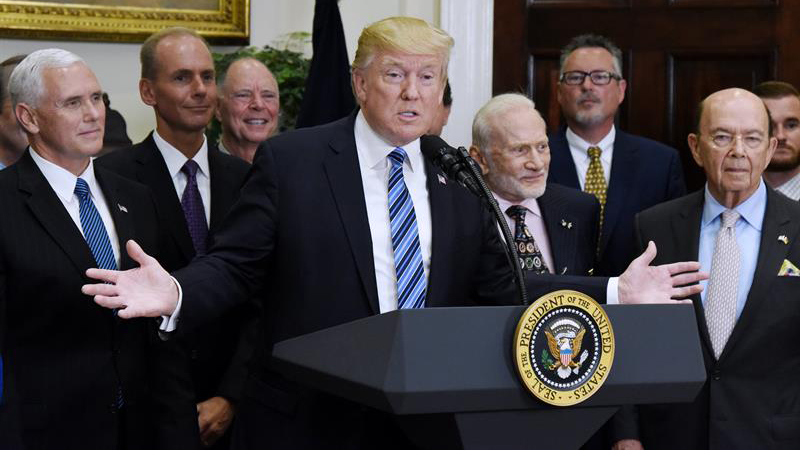 trump-aviso-cora-del-norte-2342