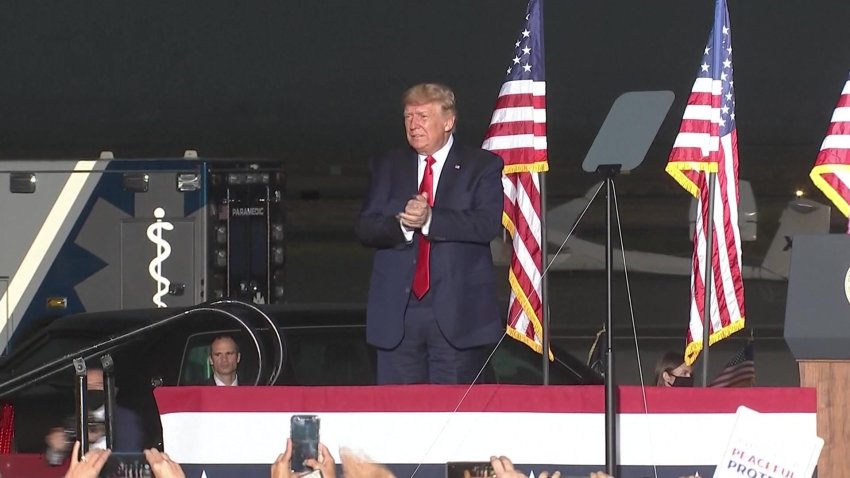 Trump dice que los demócratas están manipulando las elecciones