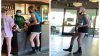 En video: mujer enfurecida estalla contra empleada de Starbucks en Santee