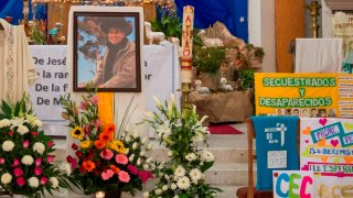 Altar en honor del "Pastor de los Migrantes", en Saltillo