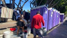 campamento de migrantes en El Chaparral San Diego Tijuana