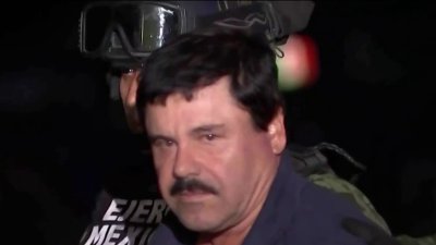 Video revela al “Chapo” Guzmán sometido por custodios de prisión mexicana –  Telemundo San Diego (20)
