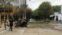Colombia: Duque califica de “miserable” el atentado con carro bomba que dejó un muerto y varios heridos