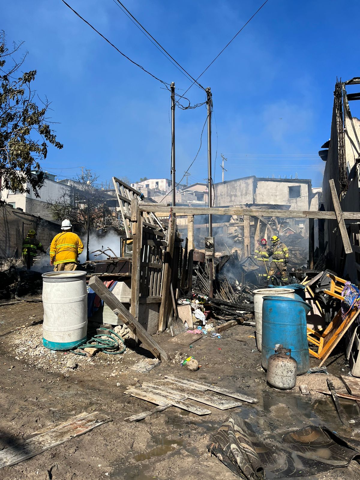 Incendio De Viviendas En Tijuana Deja 8 Muertos – Telemundo San Diego (20)