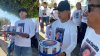 Con pastel y mariachi recuerdan con pesar el cumpleaños de estadounidense desaparecido en Tijuana