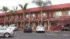 Continúa controversia tras alojo de indigentes en moteles de El Cajón