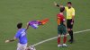 “Respeto a la mujer iraní”:  Un invasor de campo interrumpe el partido de Portugal vs Uruguay