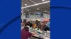 En video: personas se desesperan comprando pavos en Costco para Thanksgiving