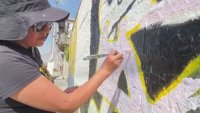 El grafiti le ayuda a controlar el dolor por su hijo