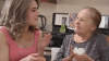 Abuela de 93 años y su nieta se hacen virales en TikTok degustando burritos