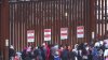 Migrantes deciden no cruzar la frontera por fin de título 42, se quedan en Tijuana