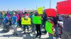 “No más fraudes”: Protestan migrantes en consulado de EEUU en Tijuana tras detectar estafas en redes sociales