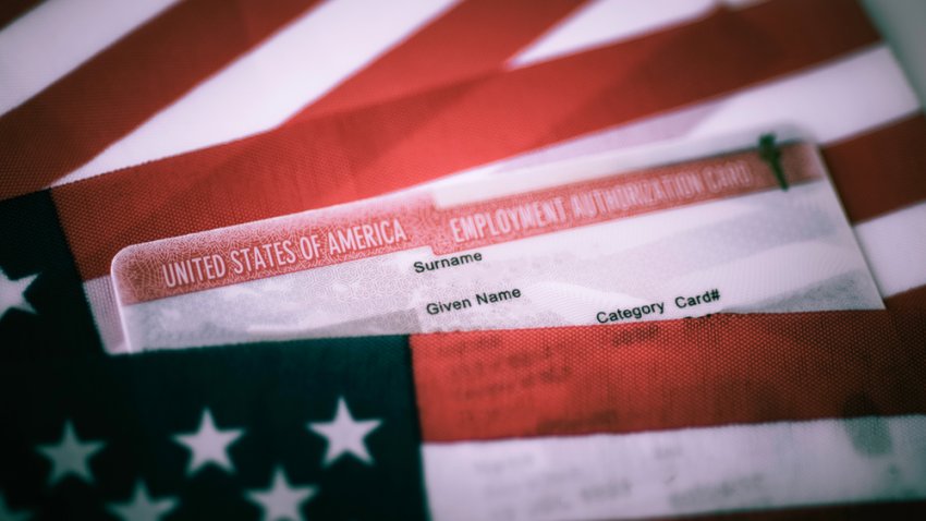 Te explicamos: ¿Qué migrantes podrán tener permiso de trabajo por 5 años en EEUU?