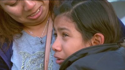 Agentes fronterizos testifican por detención de una niña de 9 años