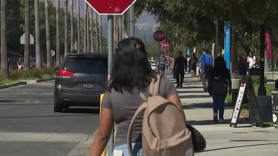 Newsom veta medida que hubiera dado empleo a estudiantes universitarios indocumentados