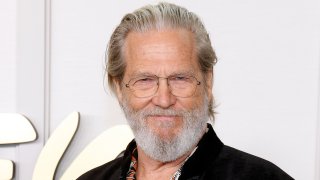 El actor Jeff Bridges, "The Dude" en el clásico "The Big Lebowsky", es uno de los "tipos blancos" que se unió al grupo que apoya a Kamala Harris.