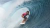 Caroline Marks de California se lleva el oro del surf olímpico en Tahití