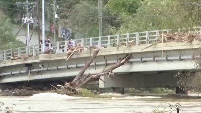 Bomberos de San Diego hospitalizados tras brindar ayuda por el huracán Helene