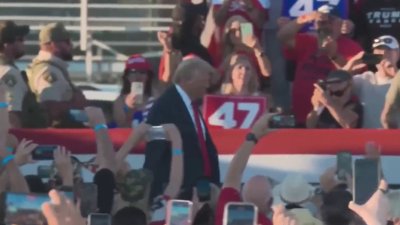 Hombre arrestado cerda de mitin político de Trump en Coachella