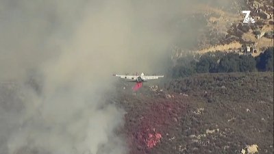 Cal Fire combate incendio forestal en Campo