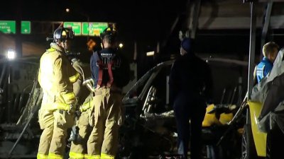 Se registra incendio en empresa de renta de vehículos Go Car Tour en Old Town