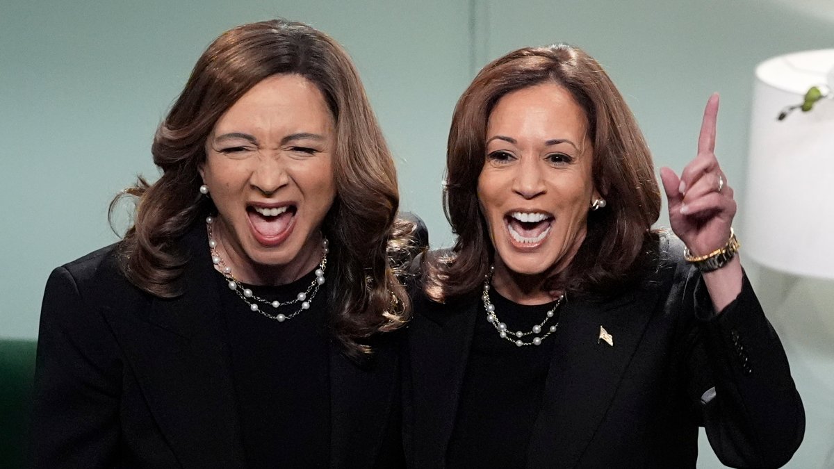 Kamala Harris participa en Saturday Night Live Telemundo San Diego (20)