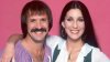 Cher confiesa que pensó saltar de un balcón durante su matrimonio con el fallecido Sonny Bono