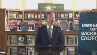 Fiscal General de California Rob Bonta se prepara para defender a migrantes