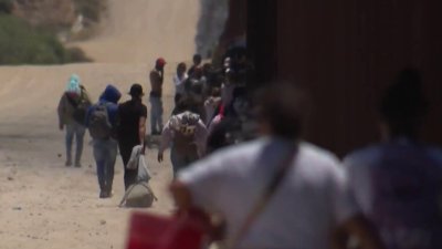 ¿Habrá colaboración entre el ICE y fuerzas del orden para deportar a migrantes en San Diego?