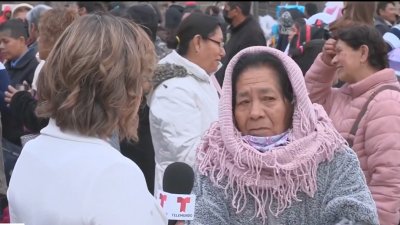 Ante la Virgen de Guadalupe, católicos rezan por la salud del papa Francisco