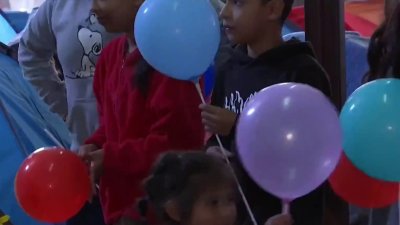 Celebran el Día del Niño en albergue de migrantes en Tijuana