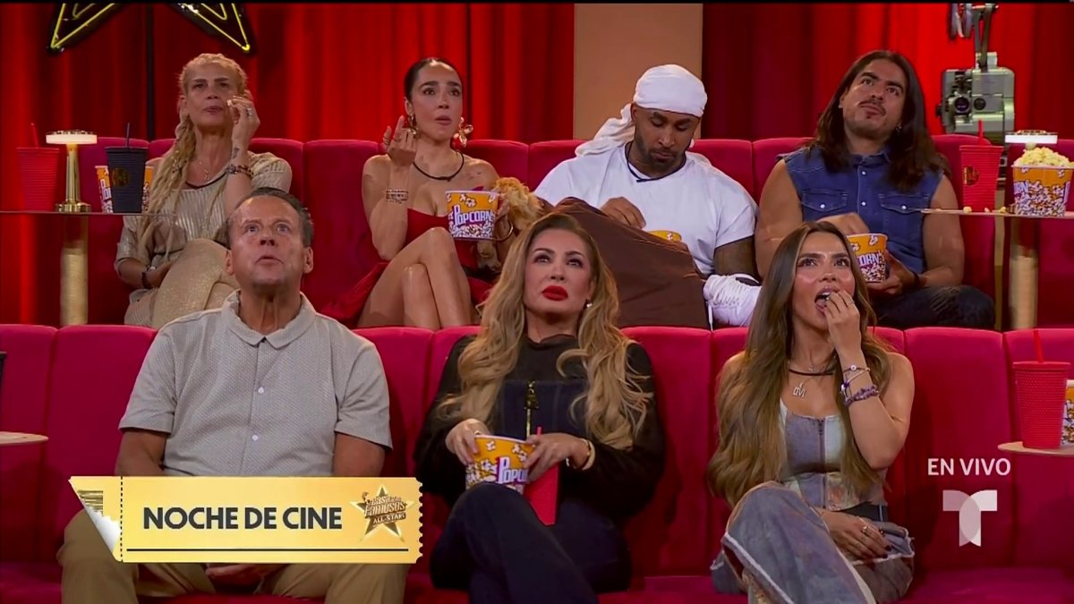 La Casa de los Famosos: noche de cine causa caos – Telemundo San Diego (20)