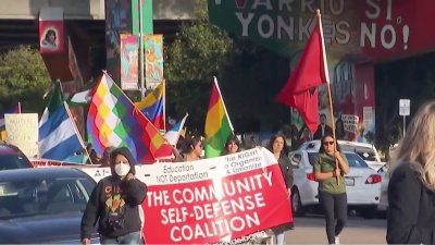 Marcha por el Dia del Trabajo en Barrio Logan