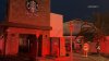 Dos personas heridas tras estrellarse un camión contra un Starbucks de Oceanside