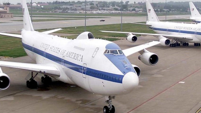 Air Force "doomsday plane"
