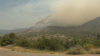 Levantan algunas órdenes de evacuación por el incendio de maleza de 868 acres en Lakeside