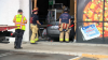 Vehículo choca contra North Park Produce en Poway y deja tres personas lesionadas
