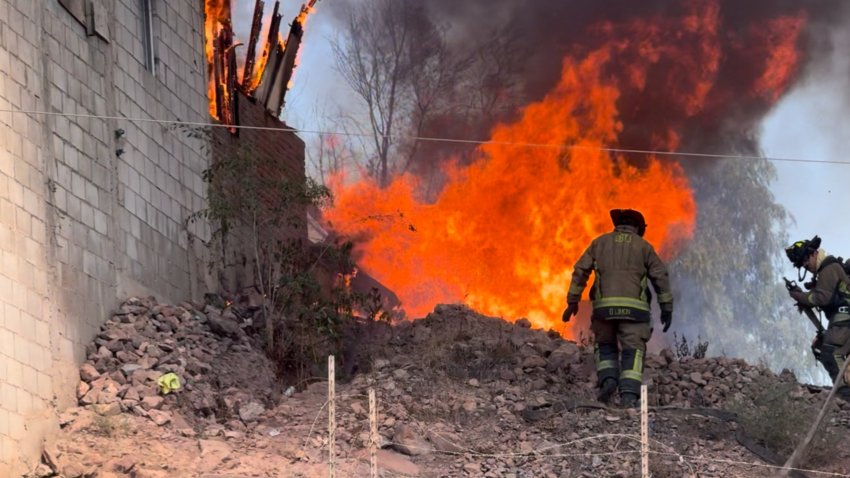 Incendio en la colonia Cerro ColoradO, Tijuana